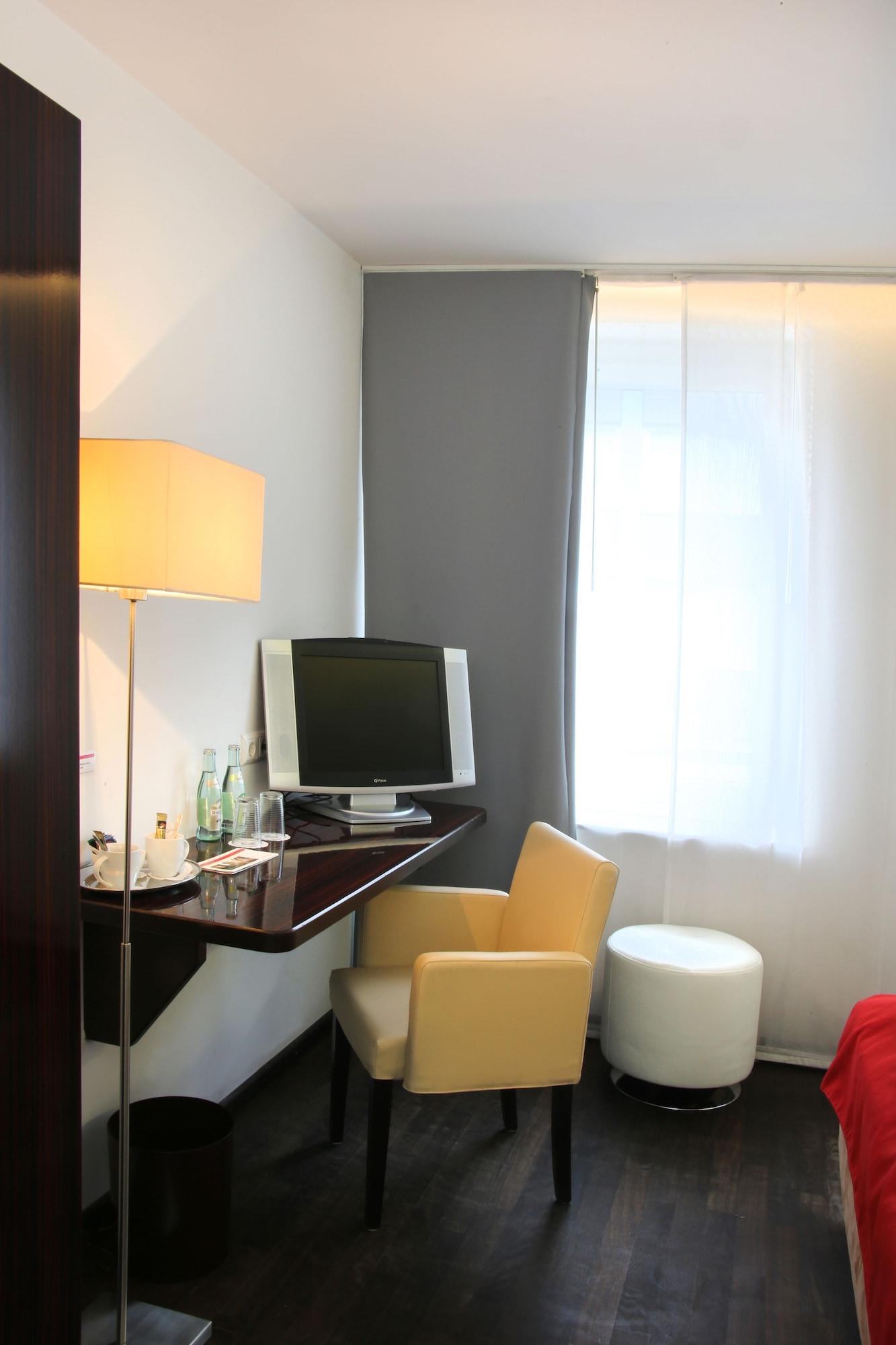 Helvetia Center 3* München
